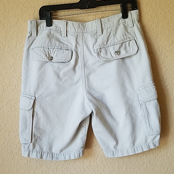 Dockers Cargo Shorts - Picture 2 of 5